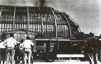 Der Wiederaufbau des großen Tropenhauses nach dem 2. Weltkrieg wurde am 22. Mai 1968 mit der Wiedereröffnung vollendet. Nur ein Jahr später, am 31. Juli 1969 geriet ein Teil der Plexiglaseindeckung in Brand. Das Feuer konnte schnell gelöscht werden, so dass sich der Schaden in Grenzen hielt.